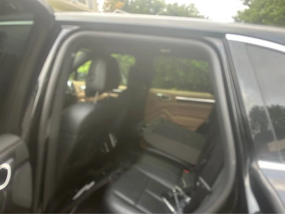 2014 Porsche 958 Cayenne - Image 2 of 5