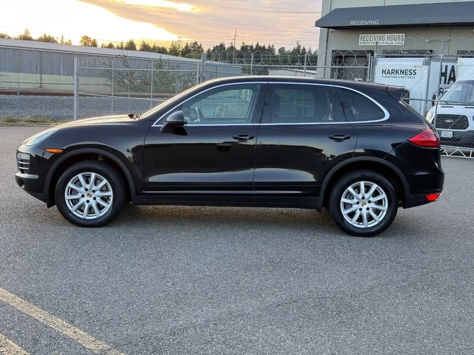 2014 Porsche 958 Cayenne - Image 3 of 18