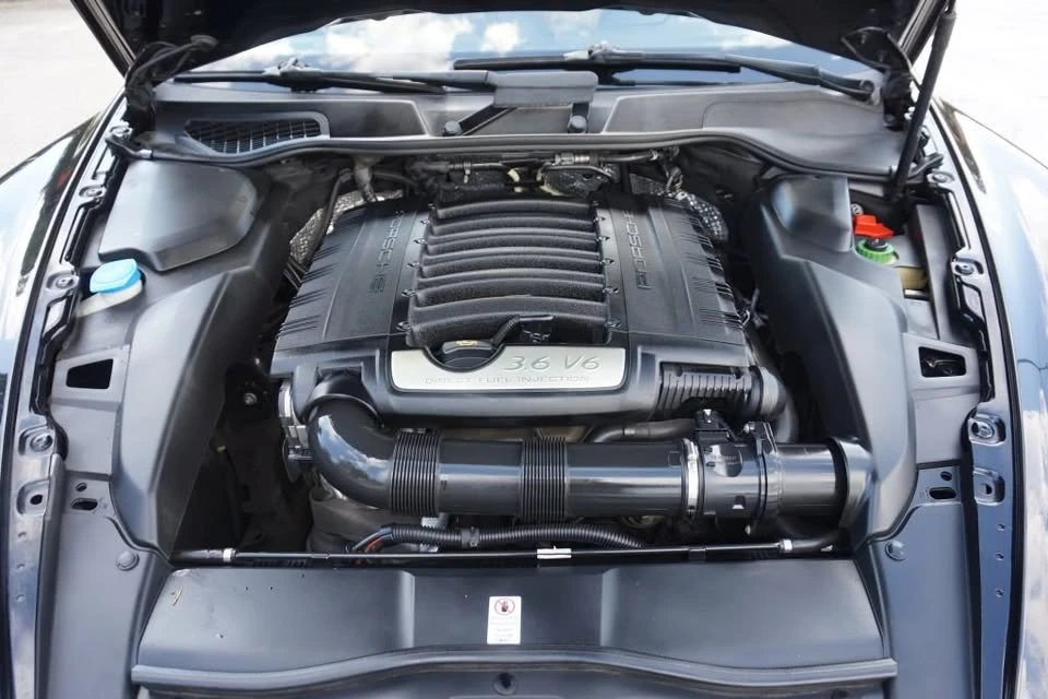 2014 Porsche 958 Cayenne - Image 14 of 20