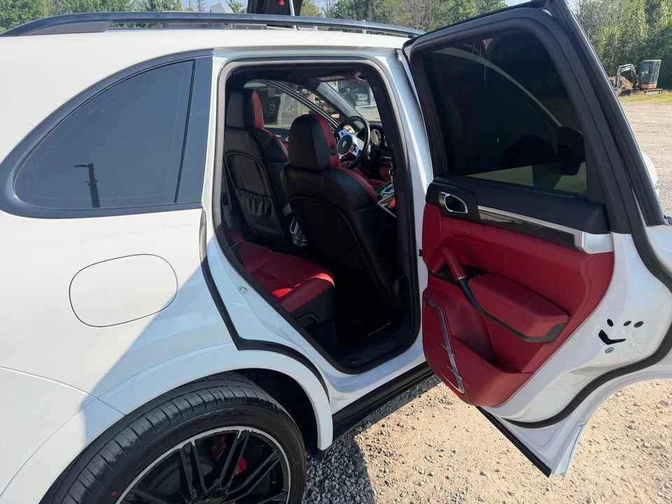 2014 Porsche 958 Cayenne - Image 13 of 16