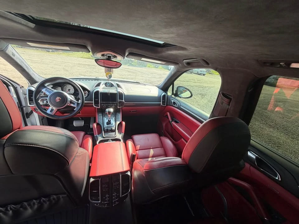 2014 Porsche 958 Cayenne - Image 11 of 16