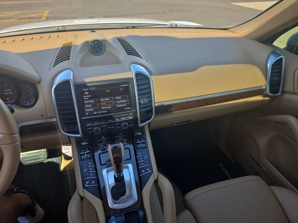 2014 Porsche 958 Cayenne - Image 19 of 20