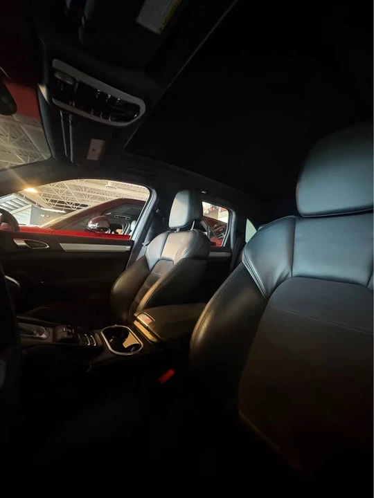 2014 Porsche 958 Cayenne - Image 7 of 9