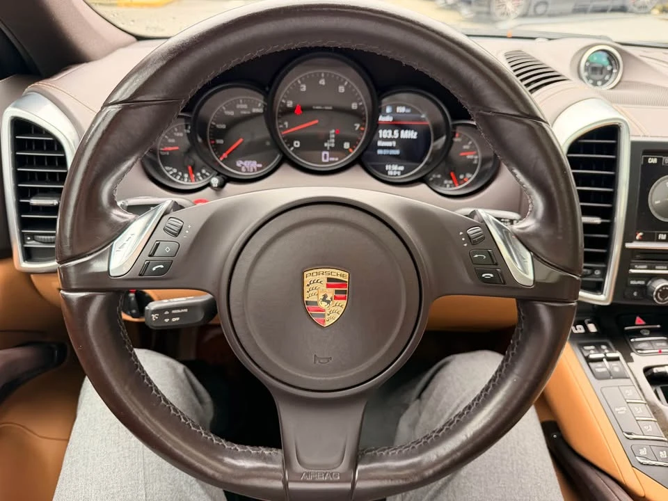 2014 Porsche 958 Cayenne - Image 16 of 20