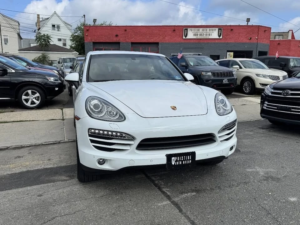 2014 Porsche 958 Cayenne - Image 2 of 20