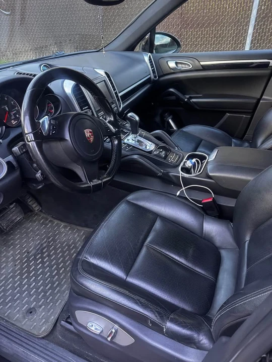 2014 Porsche 958 Cayenne - Image 5 of 7