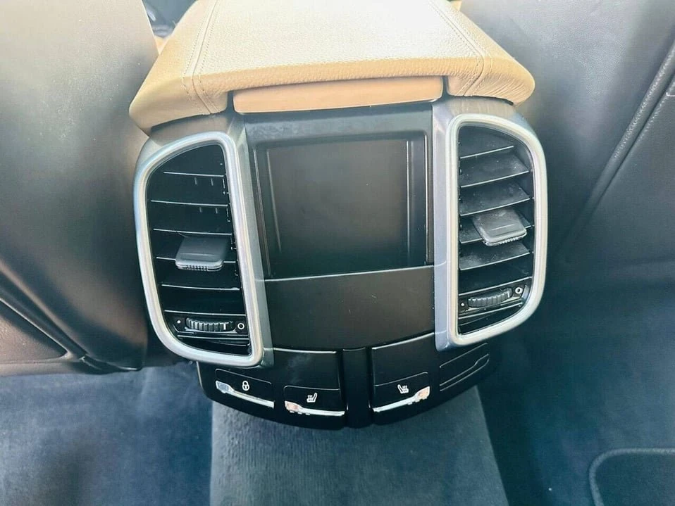 2014 Porsche 958 Cayenne - Image 13 of 20