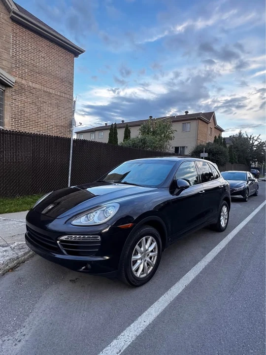 2014 Porsche 958 Cayenne - Image 3 of 7