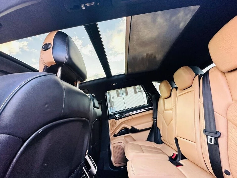 2014 Porsche 958 Cayenne - Image 14 of 20