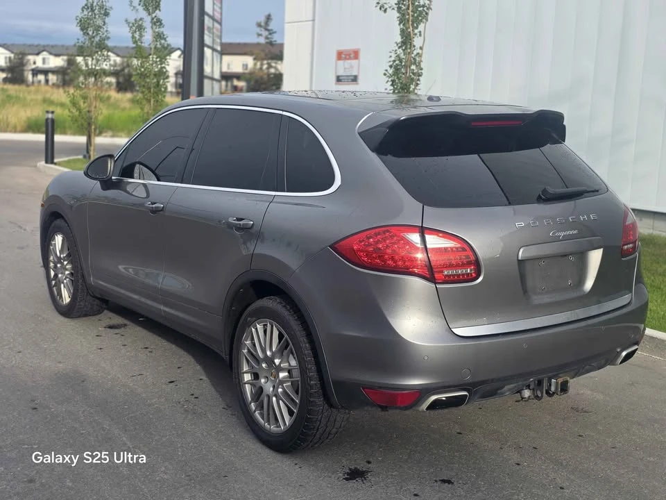 2014 Porsche 958 Cayenne - Image 14 of 15