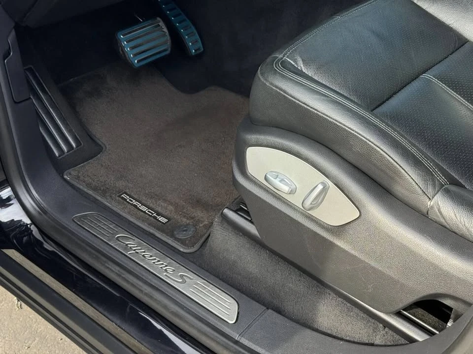 2014 Porsche 958 Cayenne - Image 15 of 20