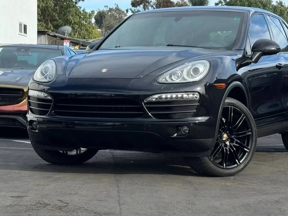 2014 Porsche 958 Cayenne - Image 3 of 20