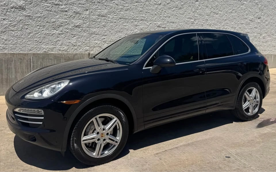 2014 Porsche 958 Cayenne - Image 2 of 20