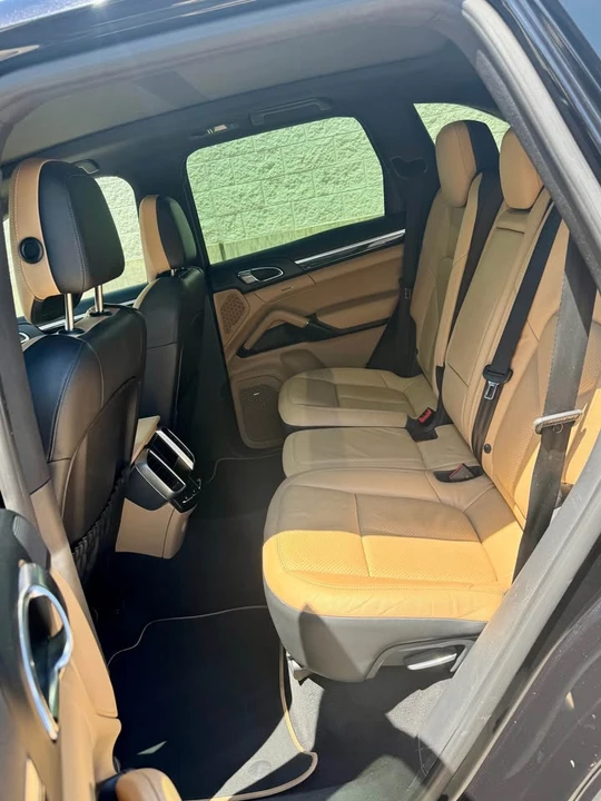 2014 Porsche 958 Cayenne - Image 17 of 20