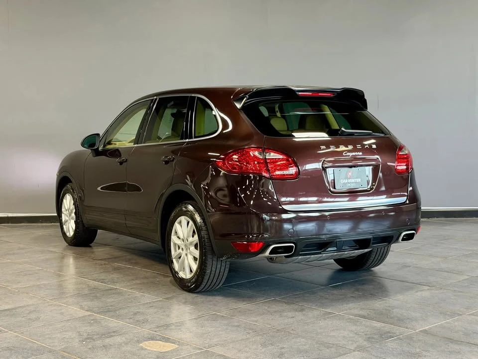 2014 Porsche 958 Cayenne - Image 7 of 20