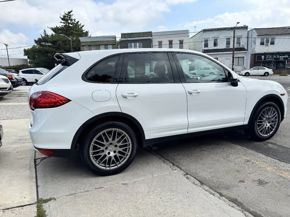 2014 Porsche 958 Cayenne - Image 4 of 20