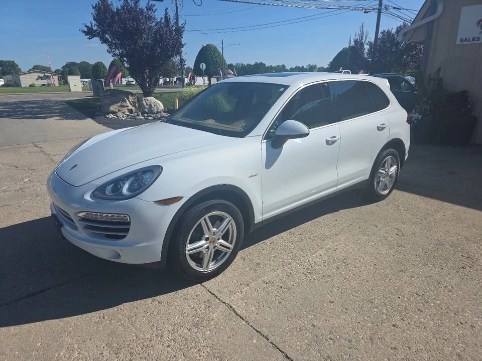 2014 Porsche 958 Cayenne - Image 2 of 20