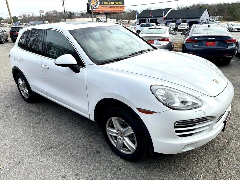 2014 Porsche 958 Cayenne - Image 2 of 20