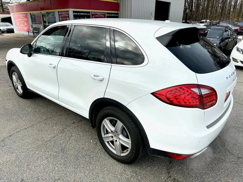 2014 Porsche 958 Cayenne - Image 4 of 20