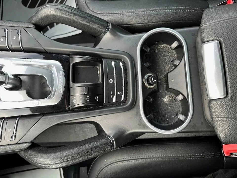 2014 Porsche 958 Cayenne - Image 15 of 20