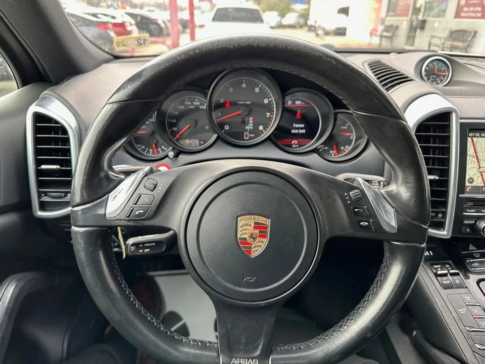 2014 Porsche 958 Cayenne - Image 10 of 20