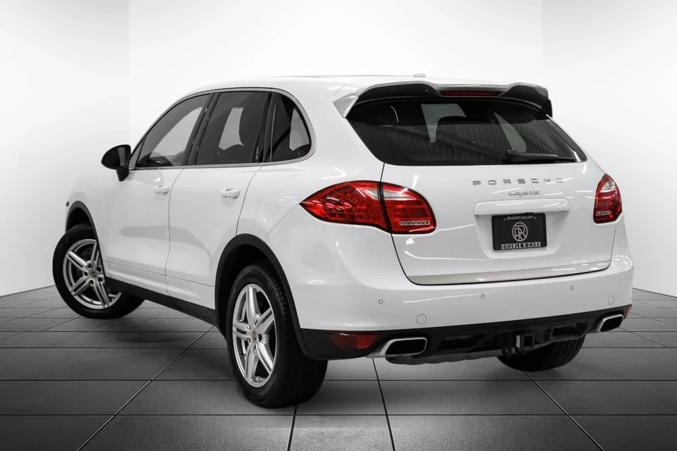 2014 Porsche 958 Cayenne - Image 11 of 20