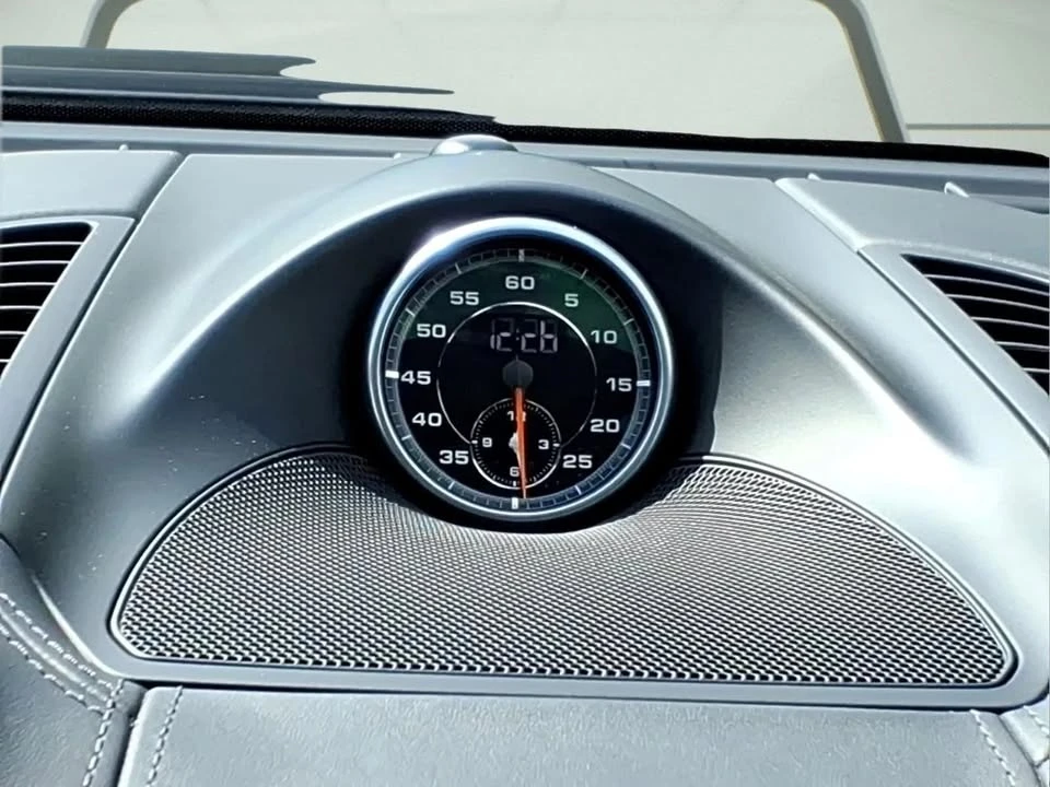 2014 Porsche 958 Cayenne - Image 17 of 20