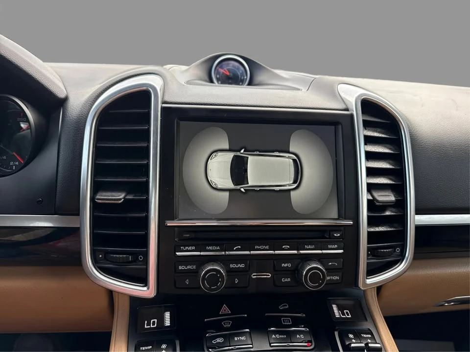 2014 Porsche 958 Cayenne - Image 11 of 15