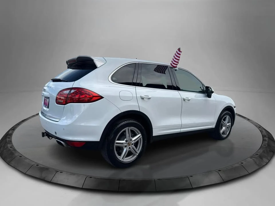 2014 Porsche 958 Cayenne - Image 5 of 15