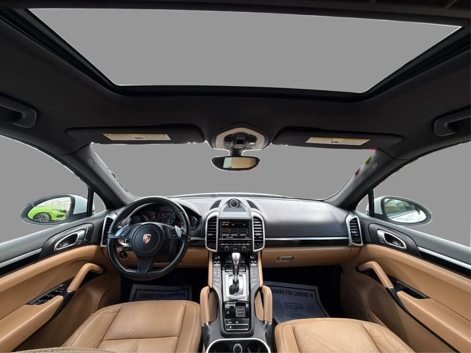 2014 Porsche 958 Cayenne - Image 9 of 15