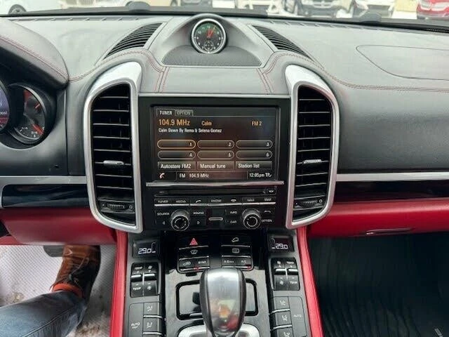 2014 Porsche 958 Cayenne - Image 9 of 20
