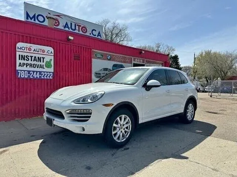 2014 Porsche Cayenne Sport