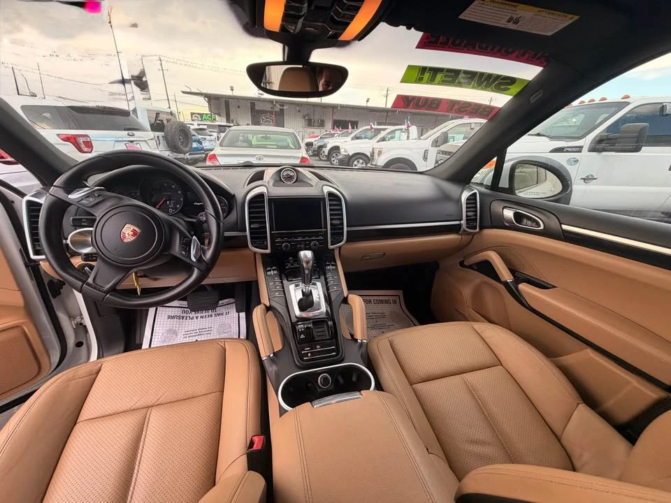2014 Porsche 958 Cayenne - Image 4 of 9
