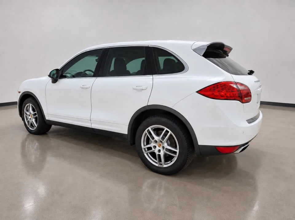 2014 Porsche 958 Cayenne - Image 4 of 8