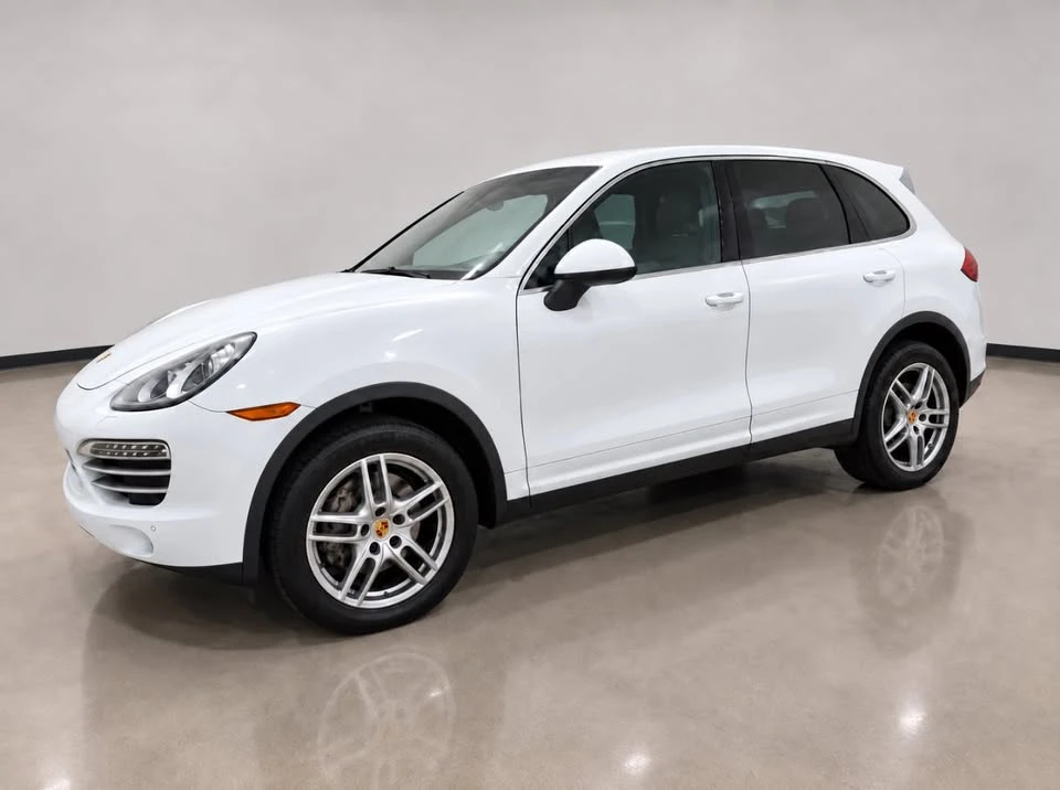 2014 Porsche 958 Cayenne - Image 3 of 8