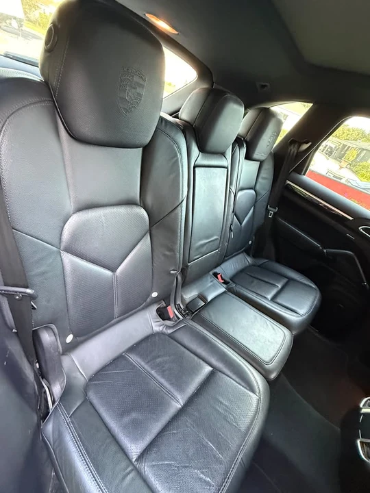 2014 Porsche 958 Cayenne - Image 16 of 18