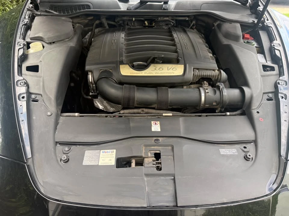 2014 Porsche 958 Cayenne - Image 8 of 18