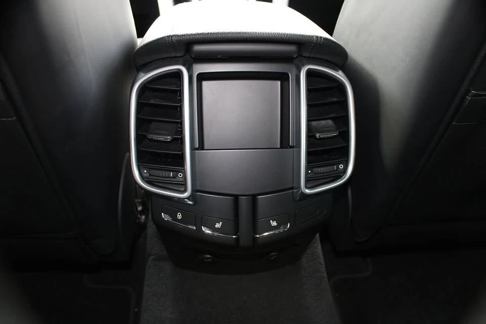 2014 Porsche 958 Cayenne - Image 12 of 18