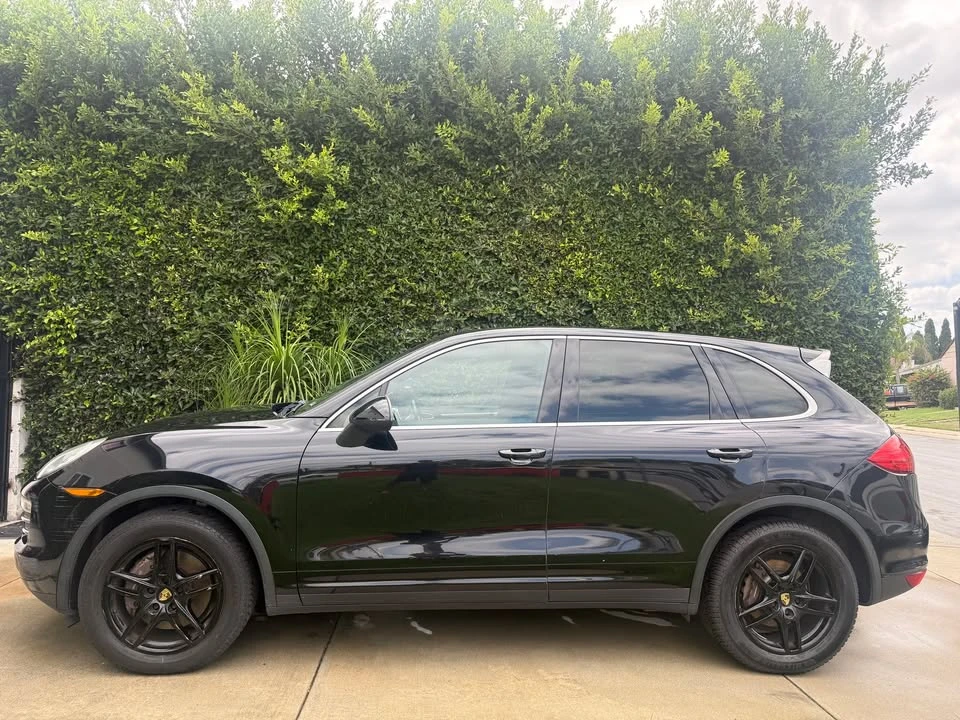 2014 Porsche 958 Cayenne - Image 2 of 18