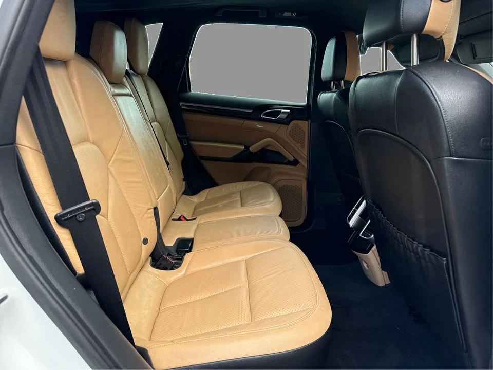 2014 Porsche 958 Cayenne - Image 13 of 15