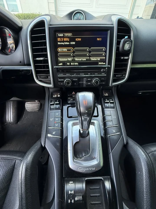 2014 Porsche 958 Cayenne - Image 6 of 18