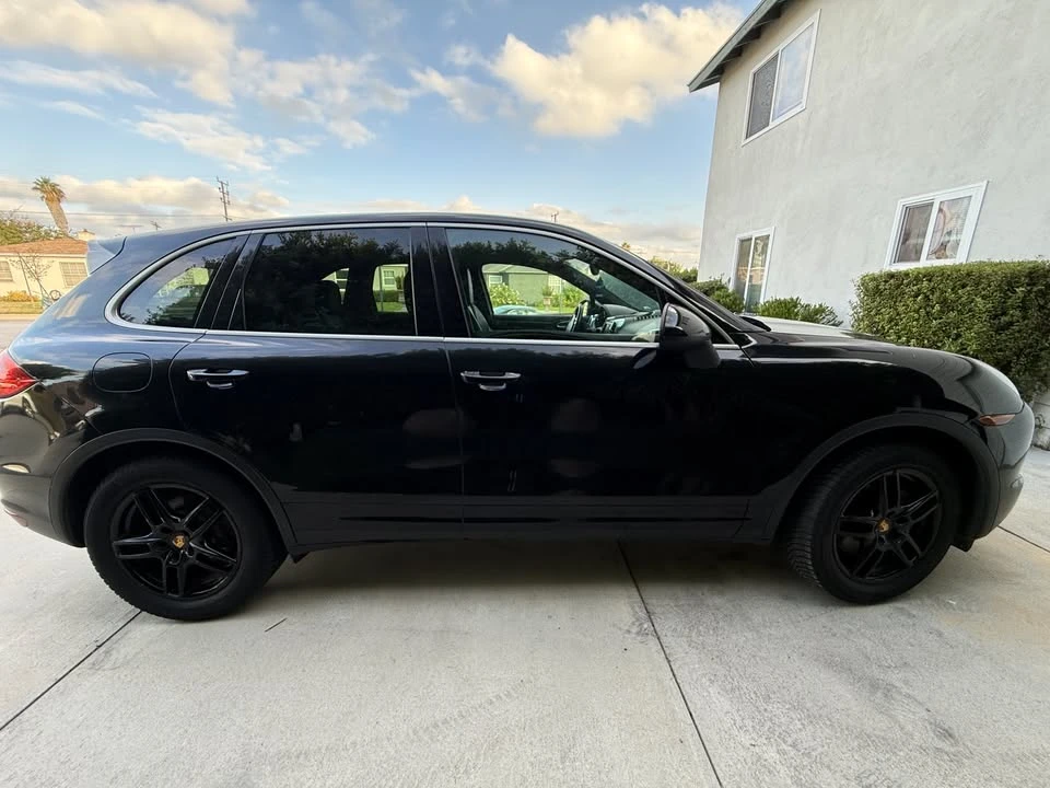 2014 Porsche 958 Cayenne - Image 3 of 18