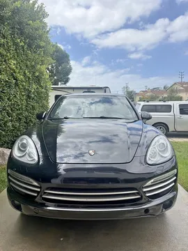 2014 Porsche Cayenne Platinum Edition