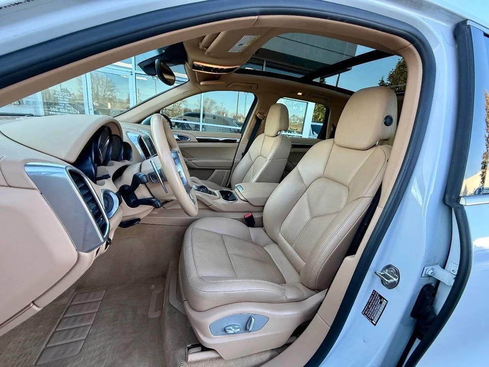 2014 Porsche 958 Cayenne - Image 11 of 21