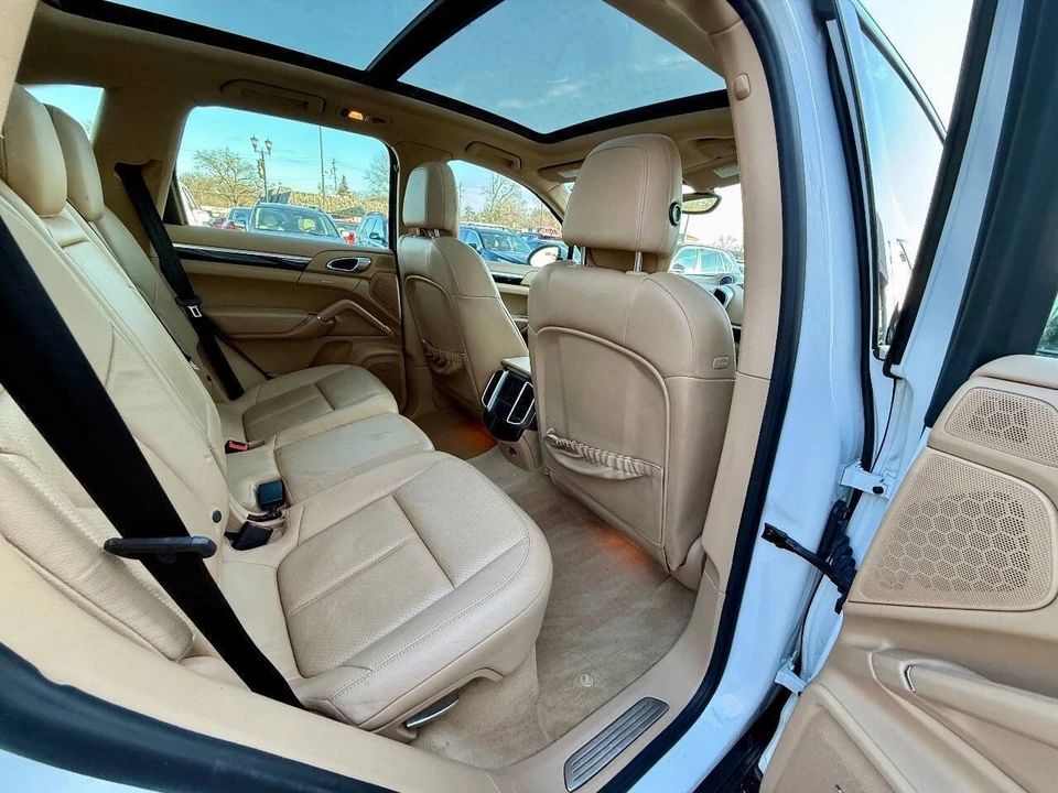 2014 Porsche 958 Cayenne - Image 15 of 21