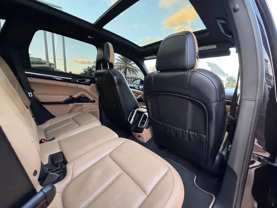 2014 Porsche 958 Cayenne - Image 19 of 21