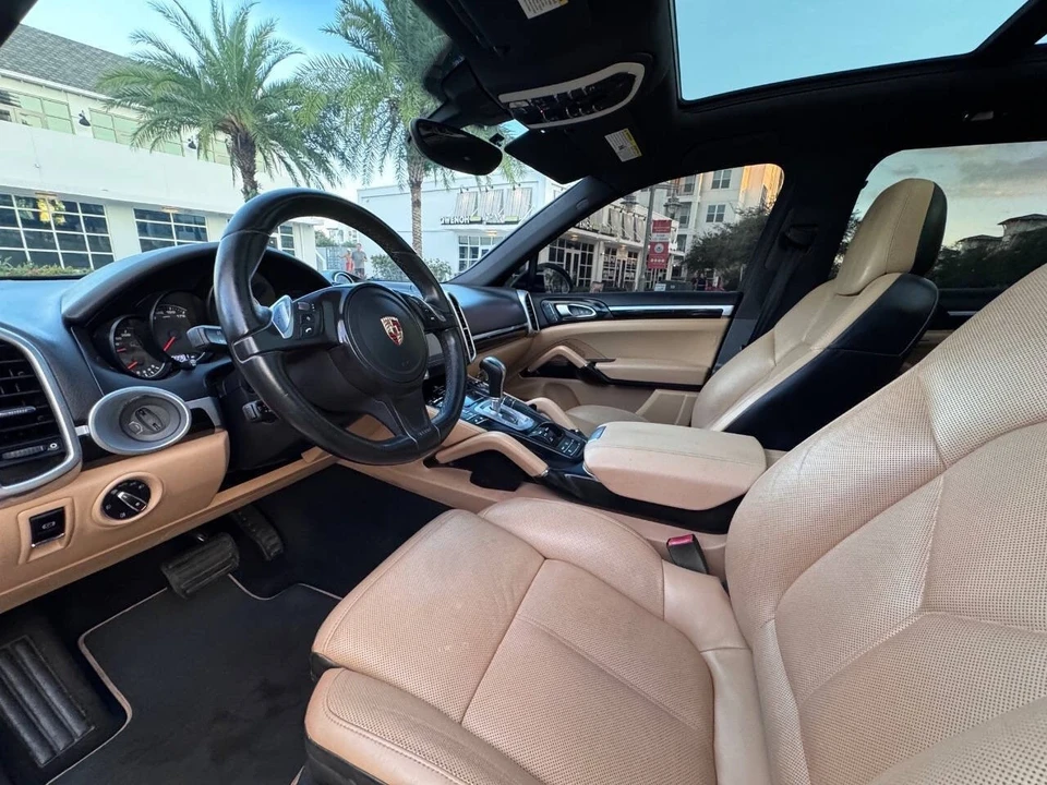 2014 Porsche 958 Cayenne - Image 14 of 21