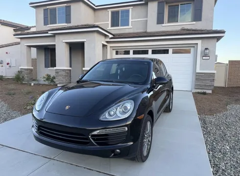 2014 Porsche Cayenne Platinum Edition