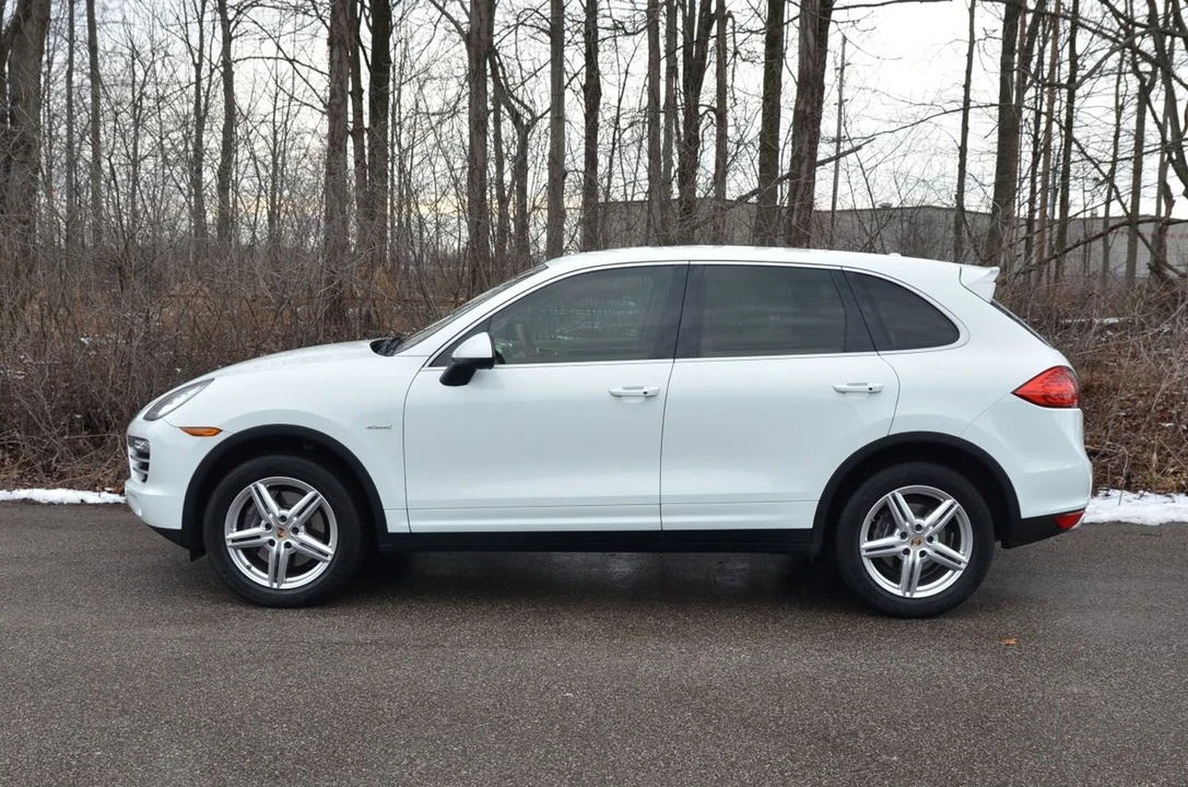 2014 Porsche 958 Cayenne Diesel - Image 2 of 14