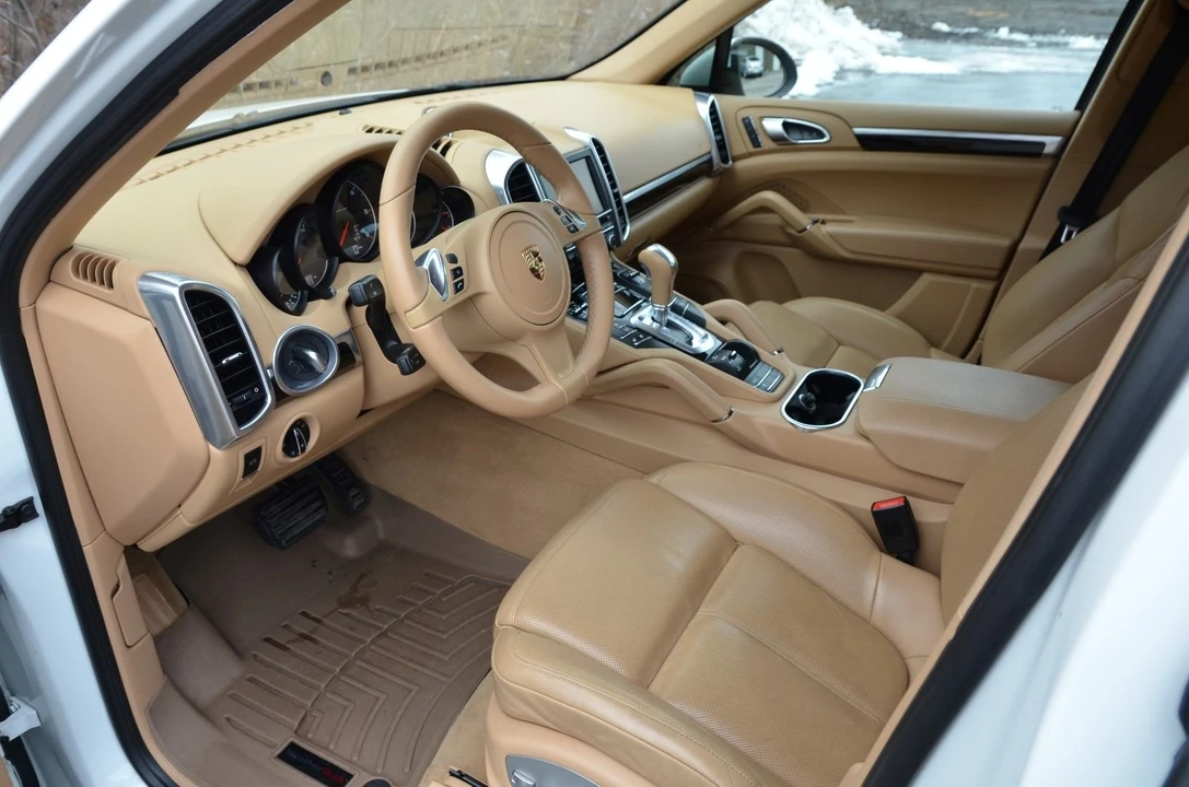 2014 Porsche 958 Cayenne Diesel - Image 9 of 14